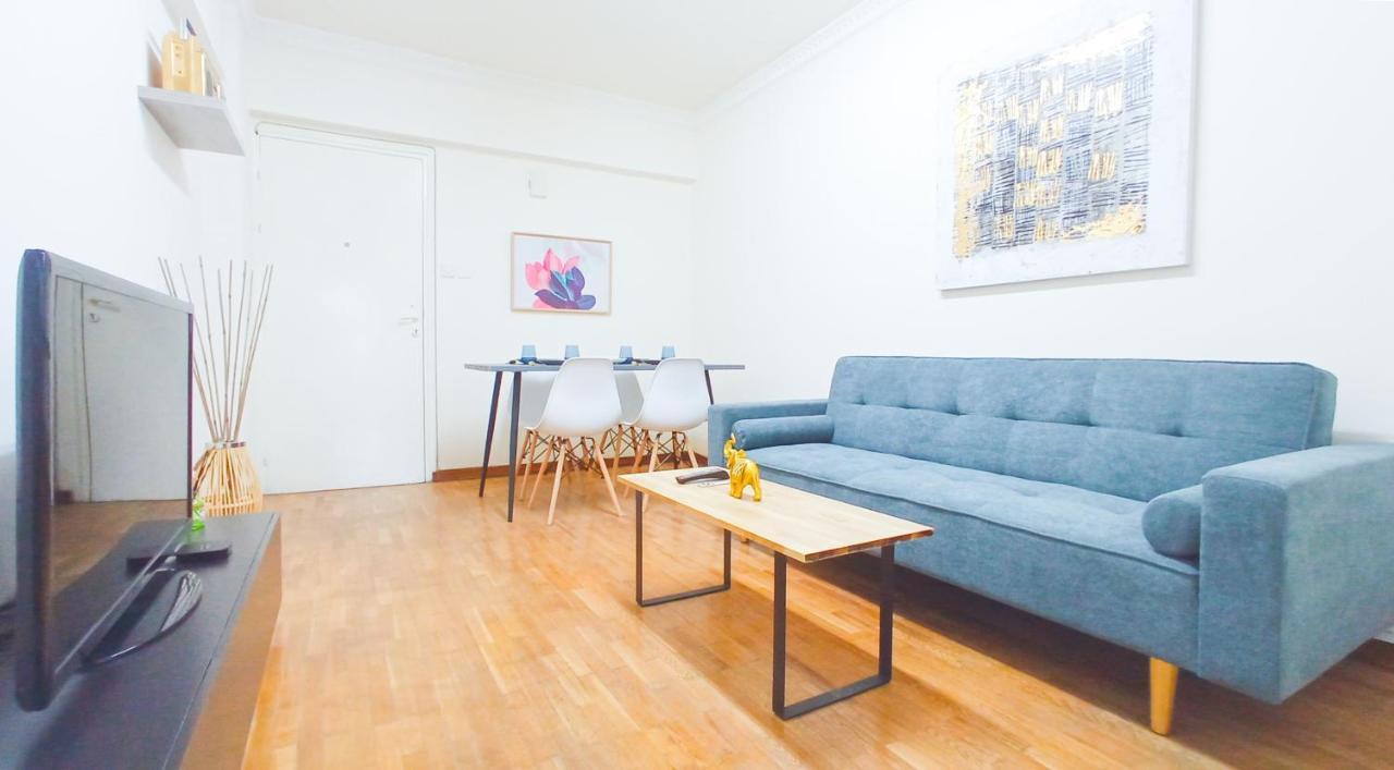 1A Beach & Business Apartment In The City Center! Larnaca Esterno foto